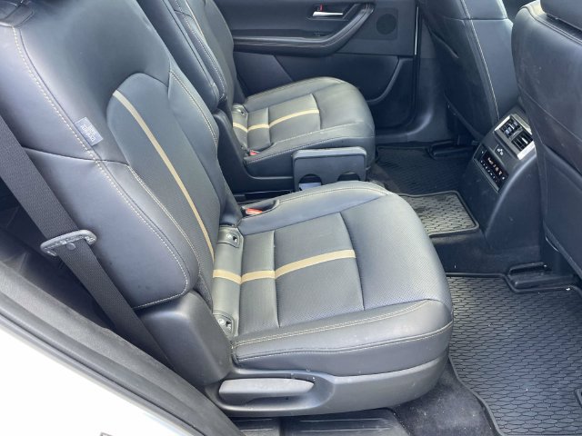Used 2024 MAZDA CX-90 Plug-In Hybrid w/ Premium Plus AWD/4WD image 19
