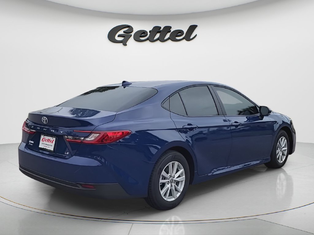 Used 2026 Toyota Camry LE FWD image 5