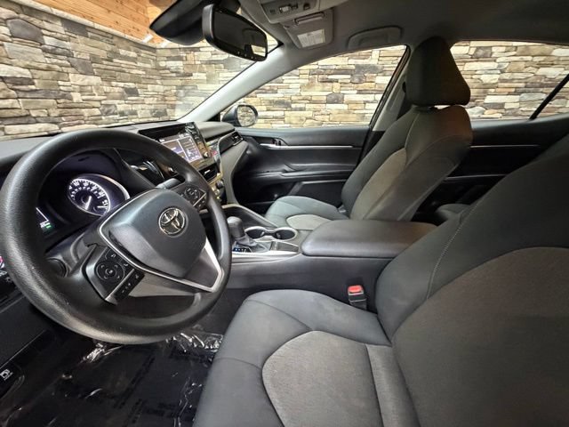Used 2022 Toyota Camry LE w/ Convenience Package FWD image 13