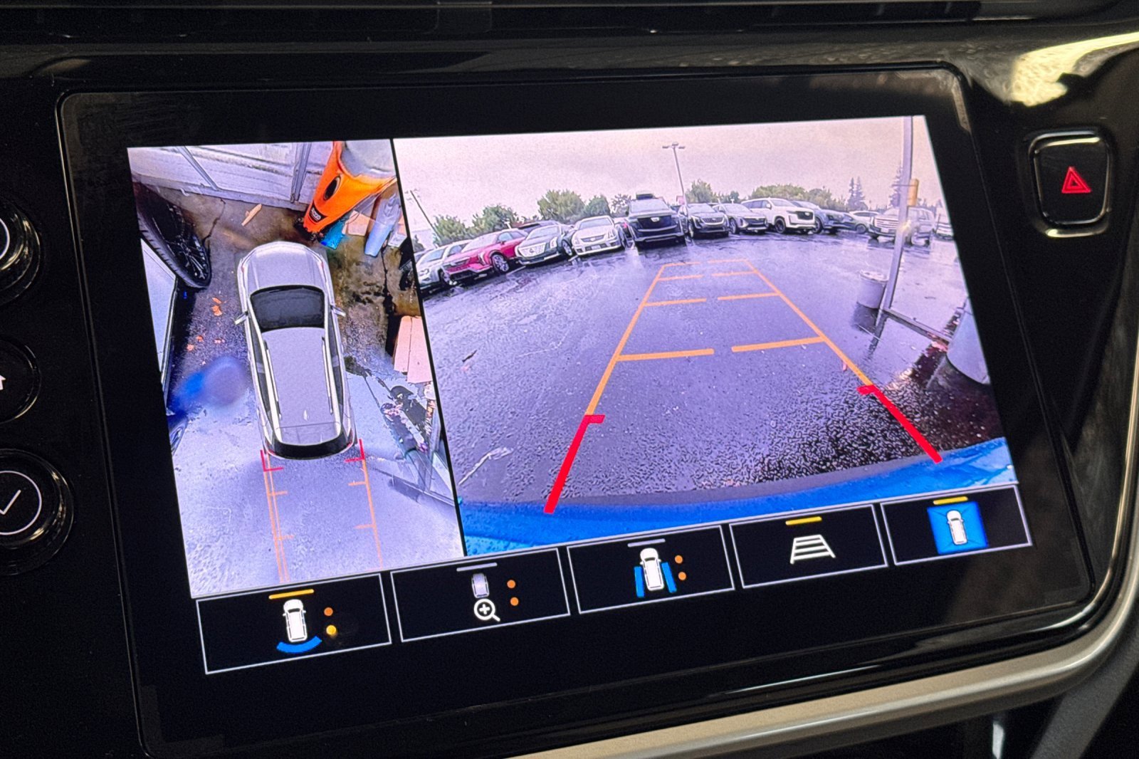 Used 2022 Chevrolet Bolt EUV Premier w/ Sun & Sound Package image 25