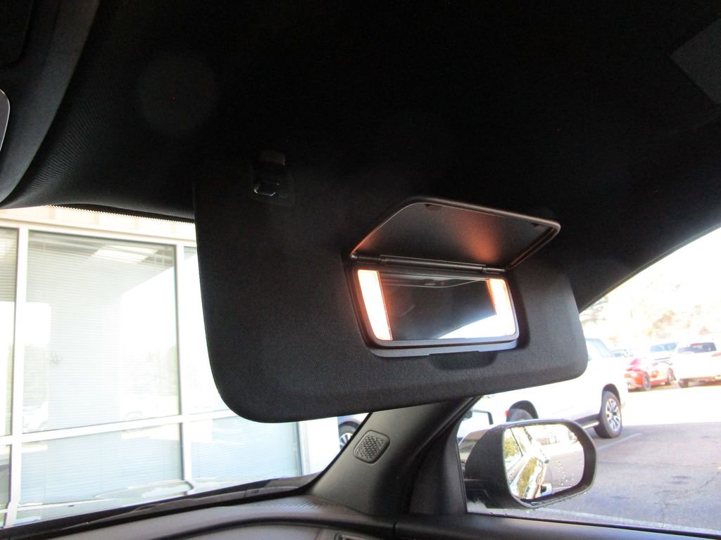 New 2026 Chevrolet Traverse RS w/ LPO, Floor Liner Package image 41