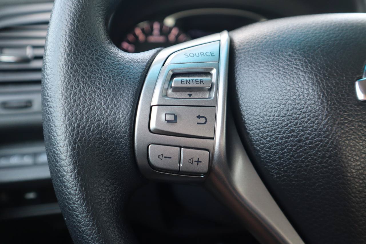 Used 2014 Nissan Altima 2.5 S w/ Display Audio Package FWD image 51