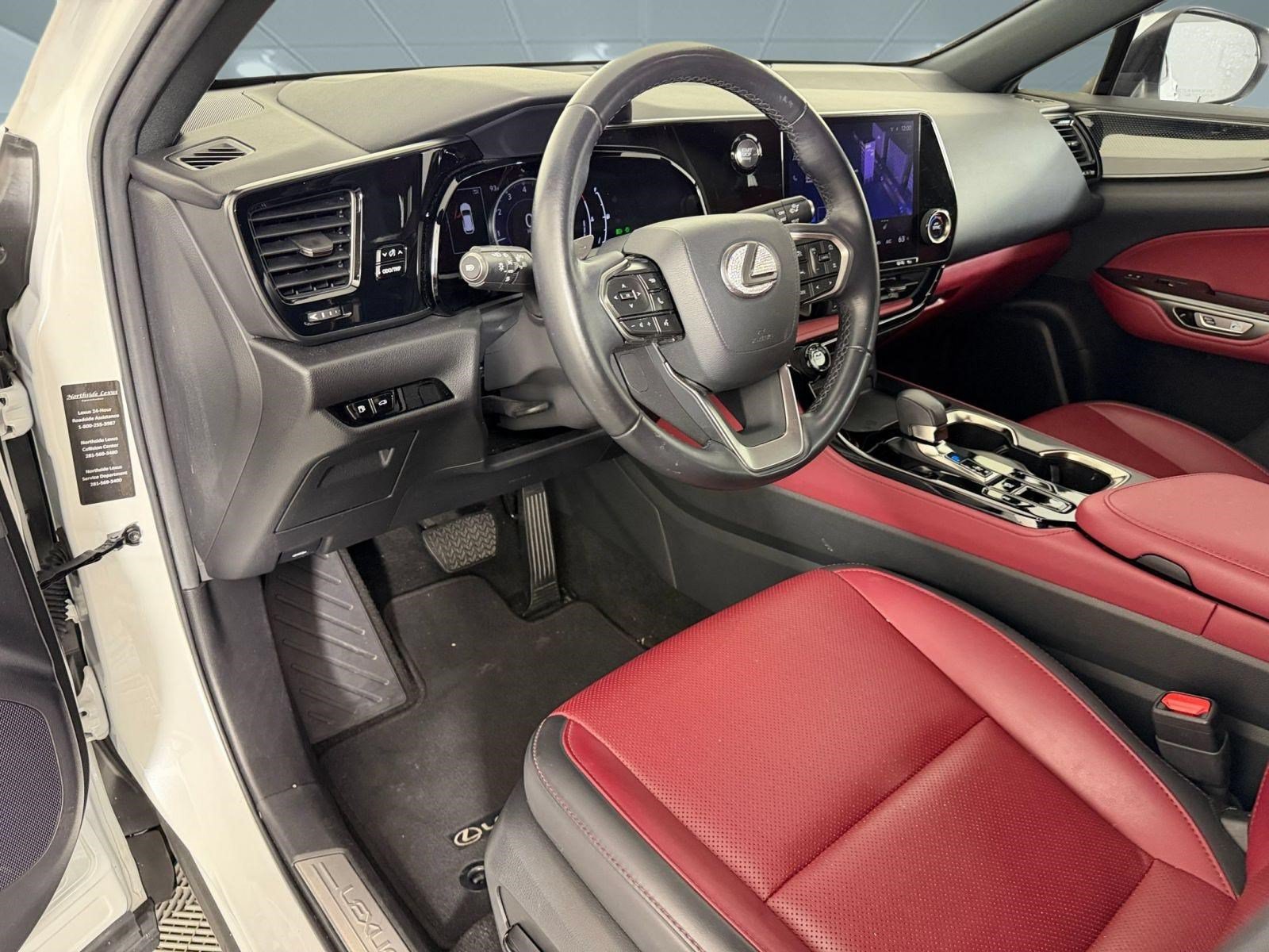 Used 2024 Lexus NX 250 FWD w/ Towing Package (2000 Lbs) image 24