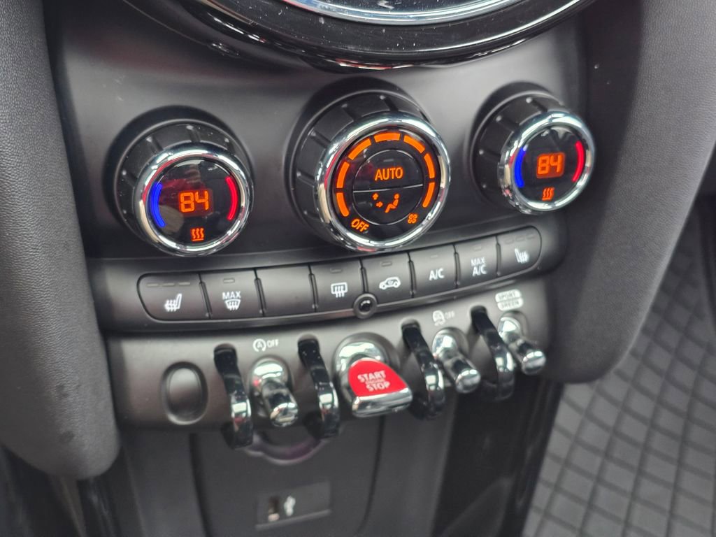 Used 2023 MINI Cooper S image 31