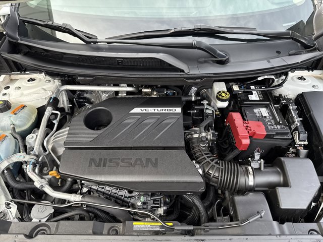 Used 2024 Nissan Rogue SV image 32