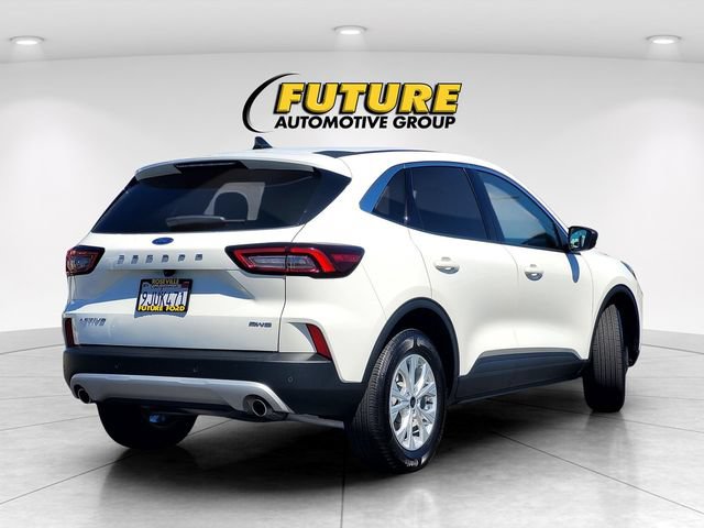 Certified 2023 Ford Escape Active w/ Tech Pack #1 AWD/4WD image 4
