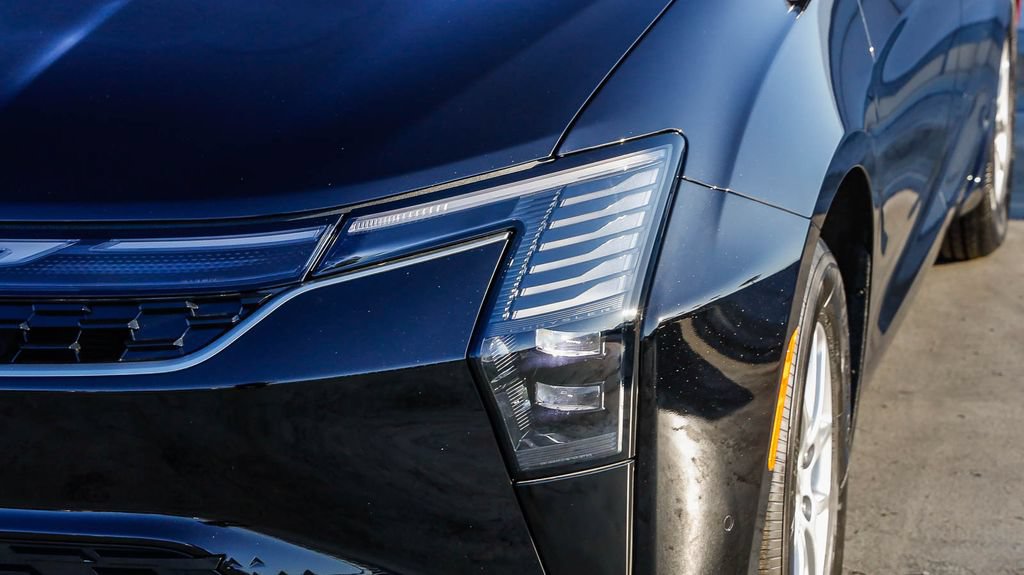 New 2027 Chrysler Pacifica Select FWD image 5