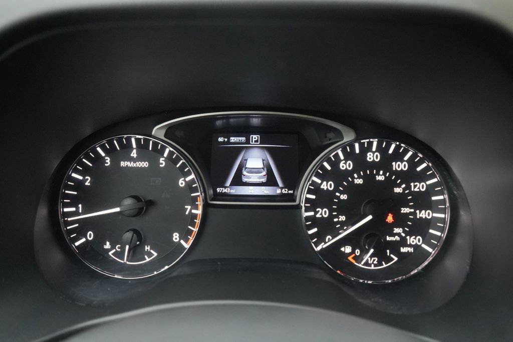 Used 2019 Nissan Pathfinder SV image 31