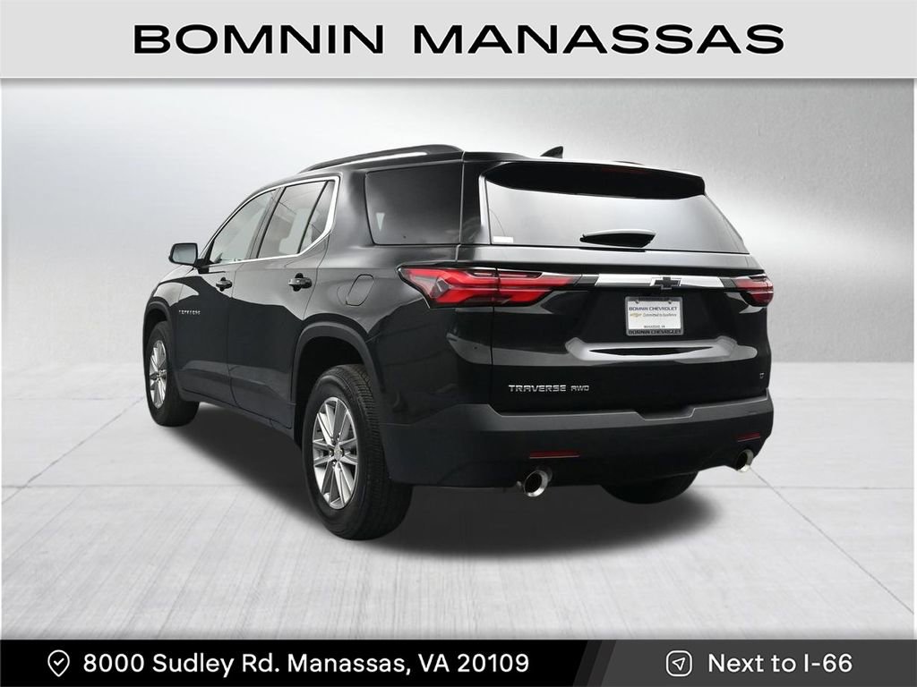 Used 2023 Chevrolet Traverse LT AWD/4WD image 3