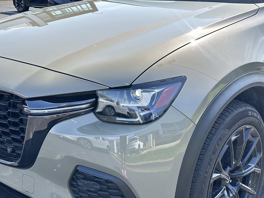 Certified 2025 MAZDA CX-70 3.3 Turbo w/ Premium Package image 9