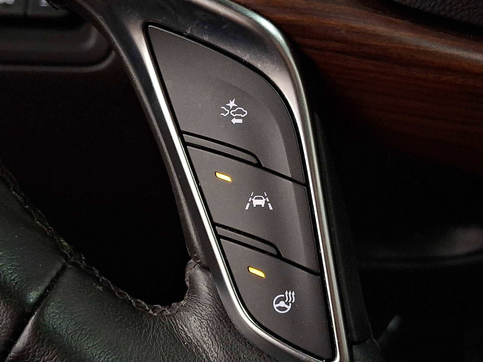 Used 2024 Cadillac XT5 Premium Luxury w/ Technology Package AWD/4WD image 19
