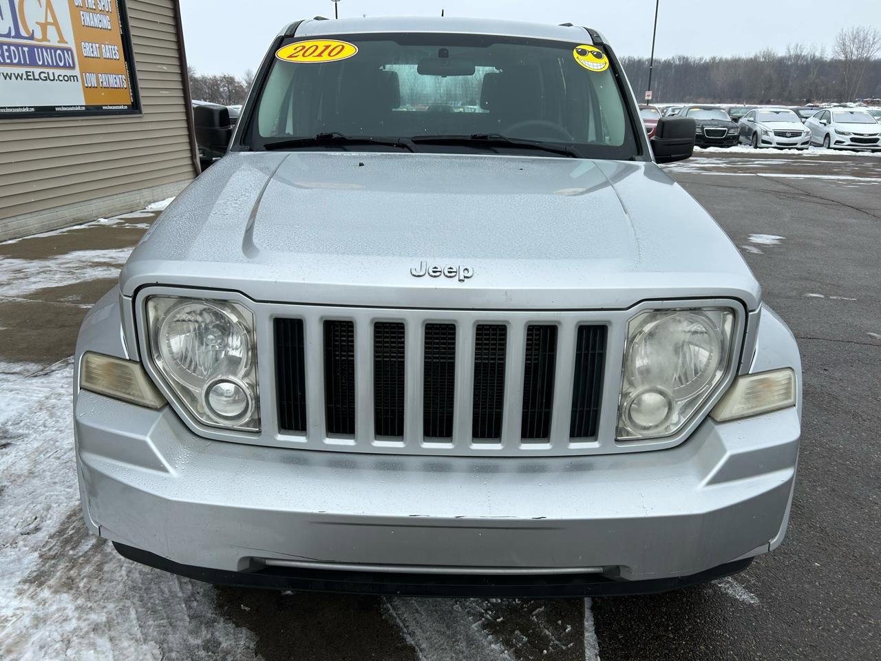 Used 2010 Jeep Liberty Sport image 2