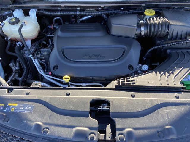 Used 2023 Chrysler Voyager LX FWD image 27