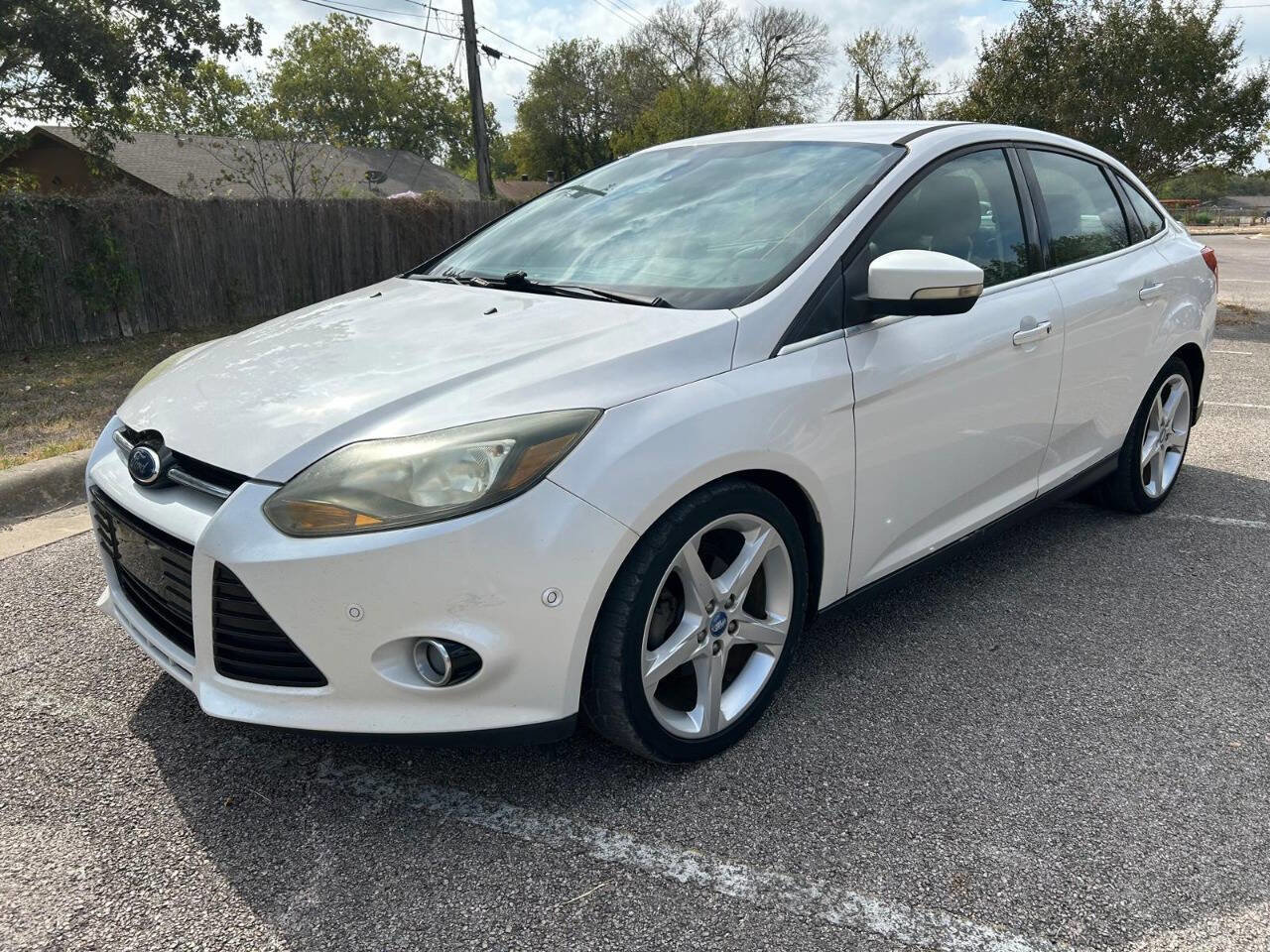 Used 2012 Ford Focus Titanium image 1