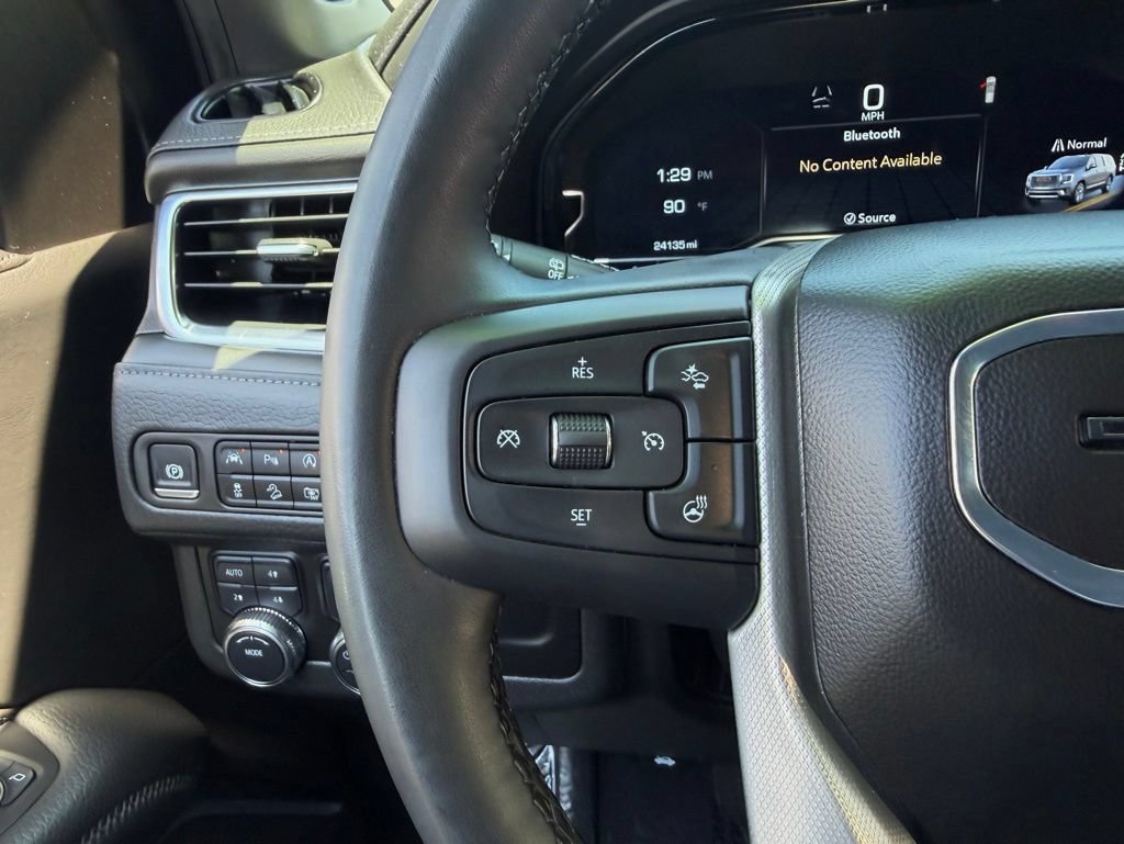 Used 2024 GMC Yukon Denali AWD/4WD image 23