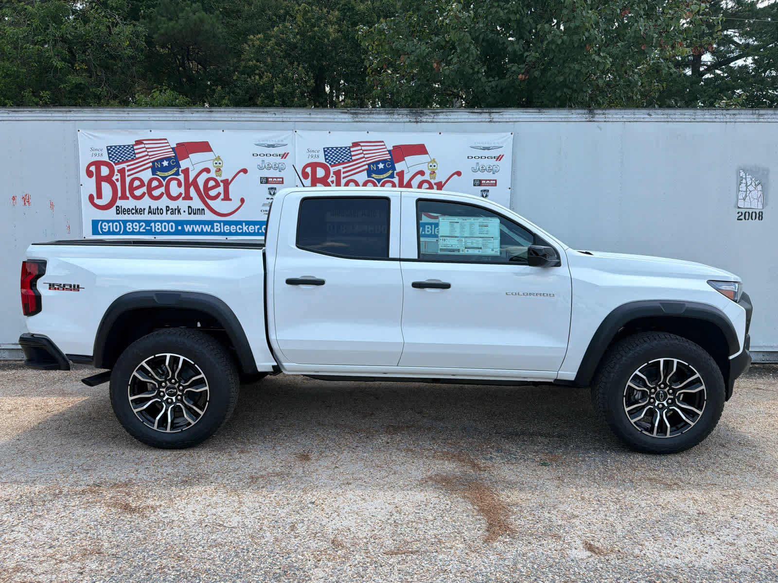 New 2026 Chevrolet Colorado Trail Boss AWD/4WD image 2