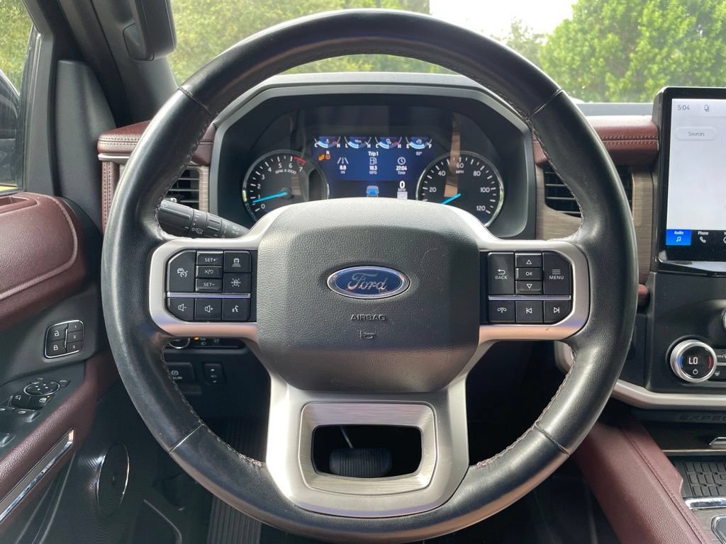 Used 2024 Ford Expedition Limited AWD/4WD image 12