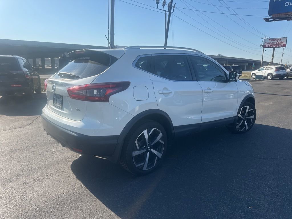 Used 2020 Nissan Rogue Sport SL w/ Premium Package image 6