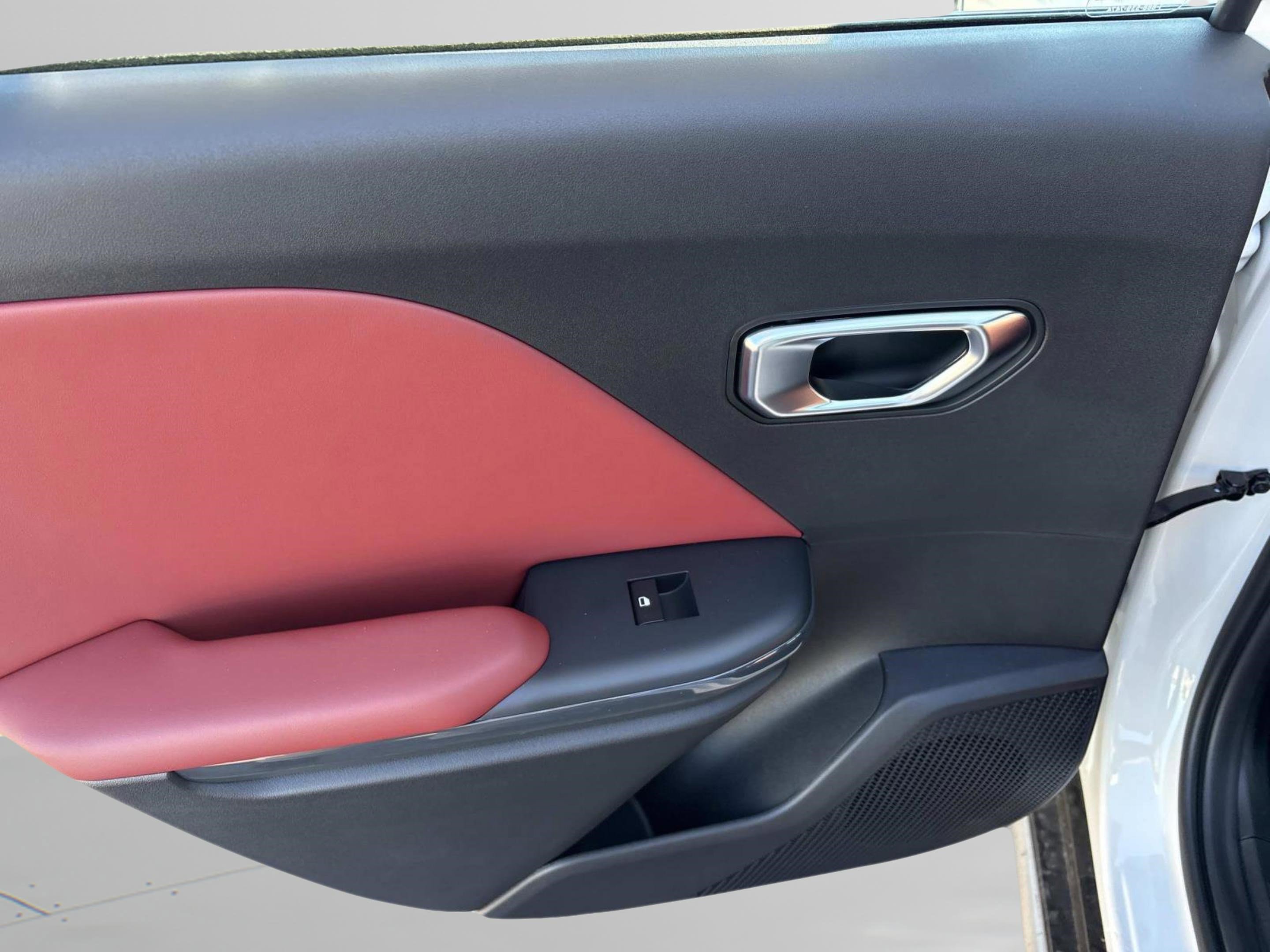 New 2025 Kia K4 GT-Line Turbo FWD image 17