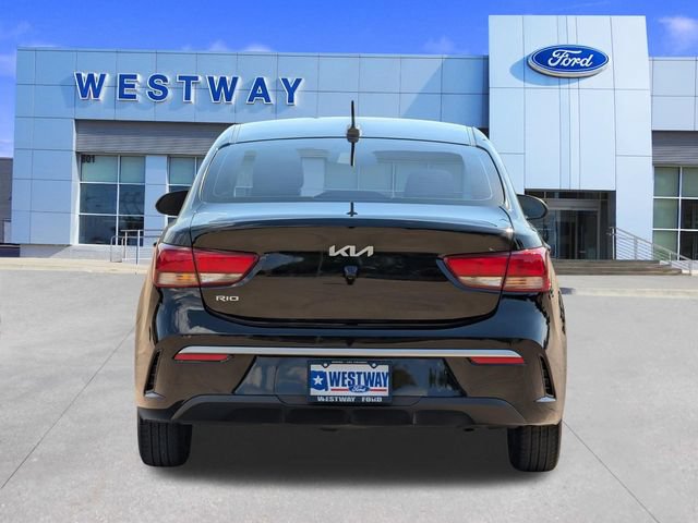 Used 2023 Kia Rio LX FWD image 4