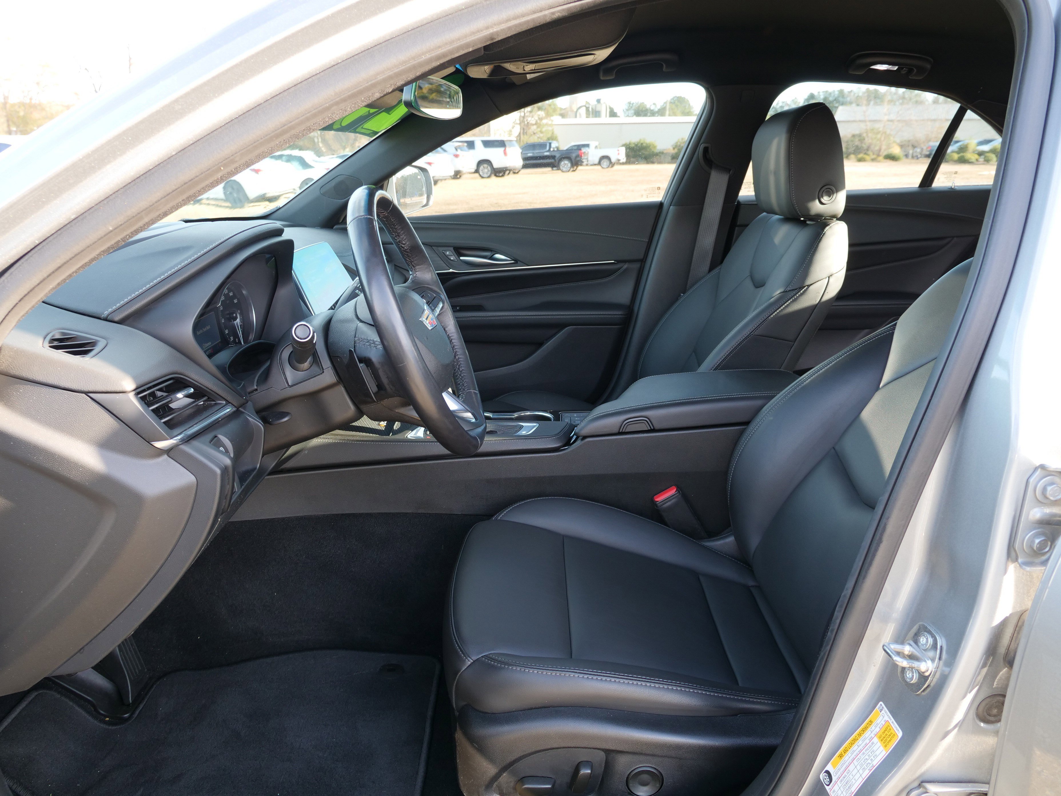 Certified 2024 Cadillac CT4 Luxury w/ Cold Weather Package image 12