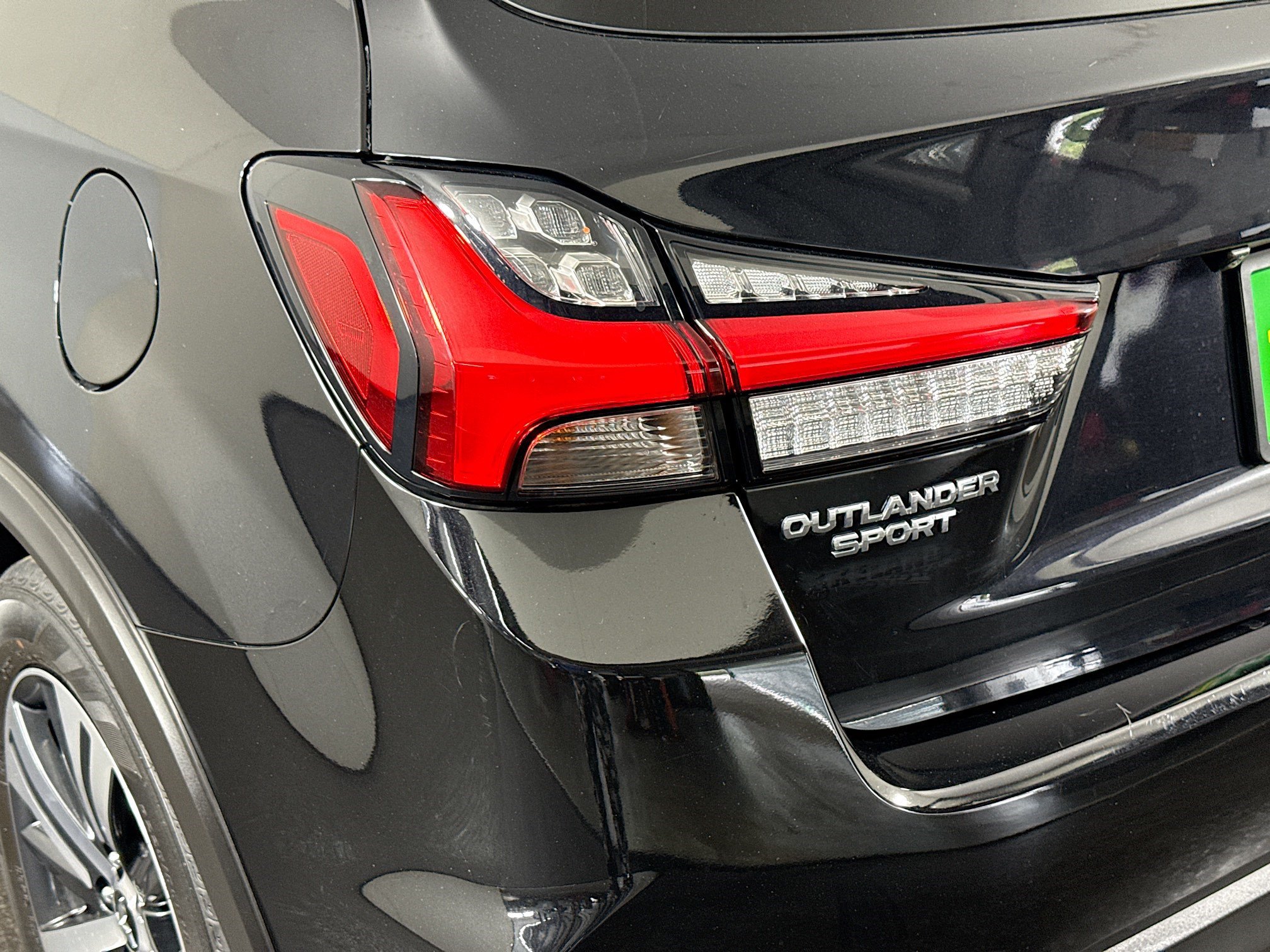 Used 2023 Mitsubishi Outlander Sport ES AWD/4WD image 35