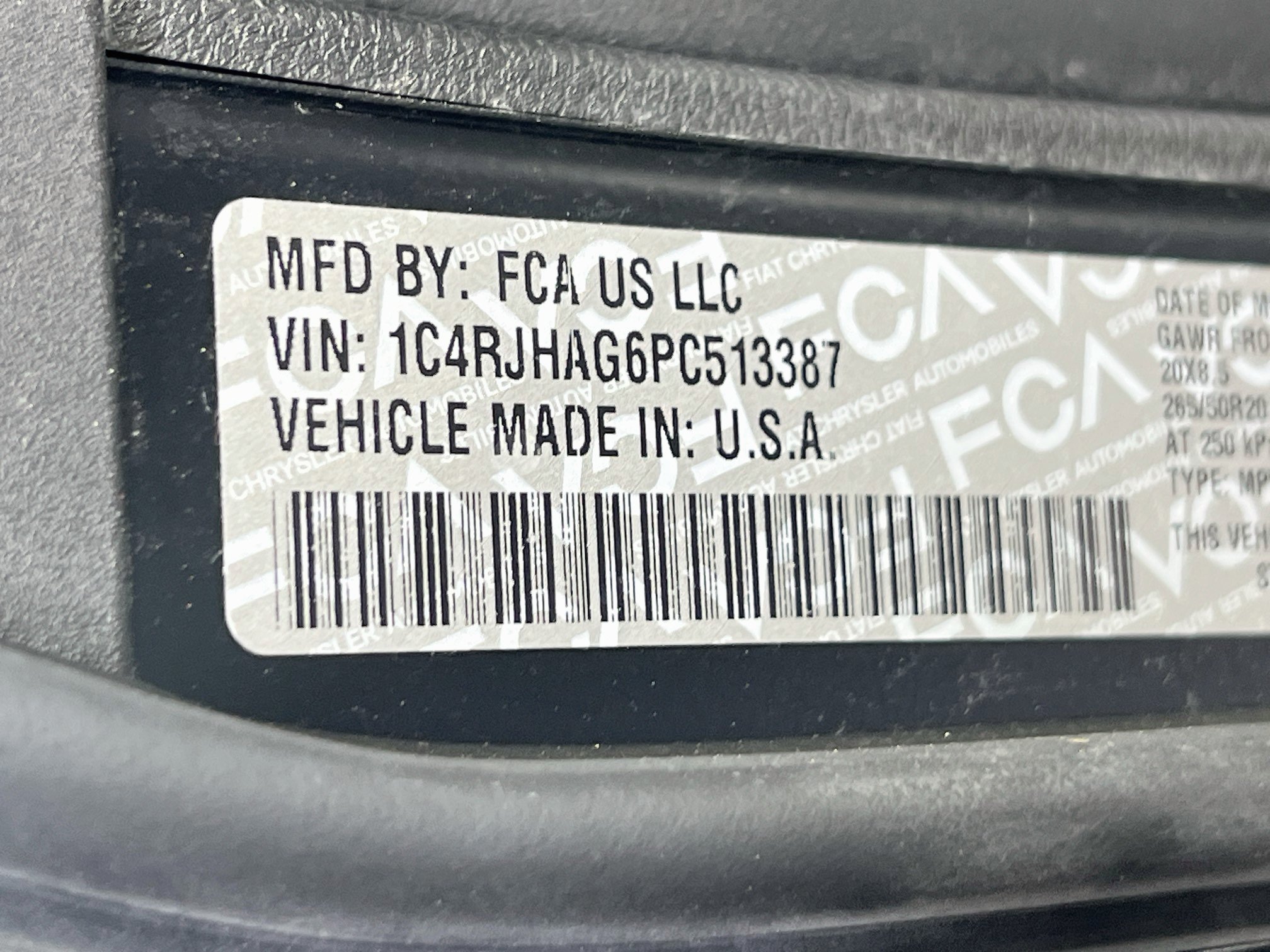 Used 2023 Jeep Grand Cherokee Altitude AWD/4WD image 31