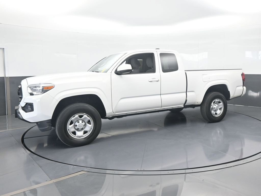 Used 2022 Toyota Tacoma SR video 2
