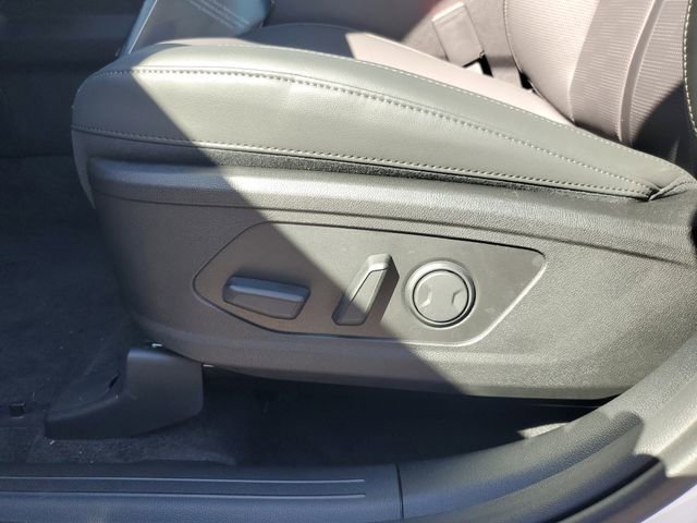 New 2026 Kia Sorento S w/ S Panoramic Sunroof Package image 16