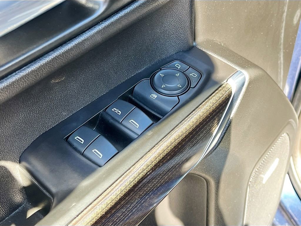 Used 2021 Chevrolet Silverado 1500 RST w/ Texas Edition Plus image 18