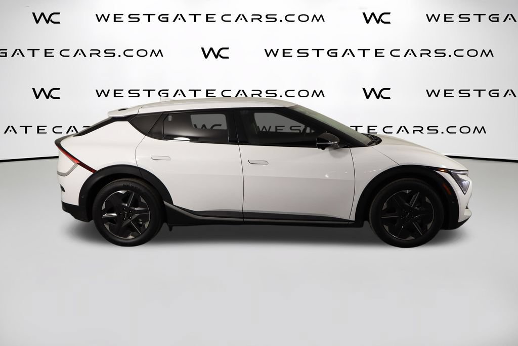 Used 2025 Kia EV6 Light w/ Light LR Technology Package RWD image 5