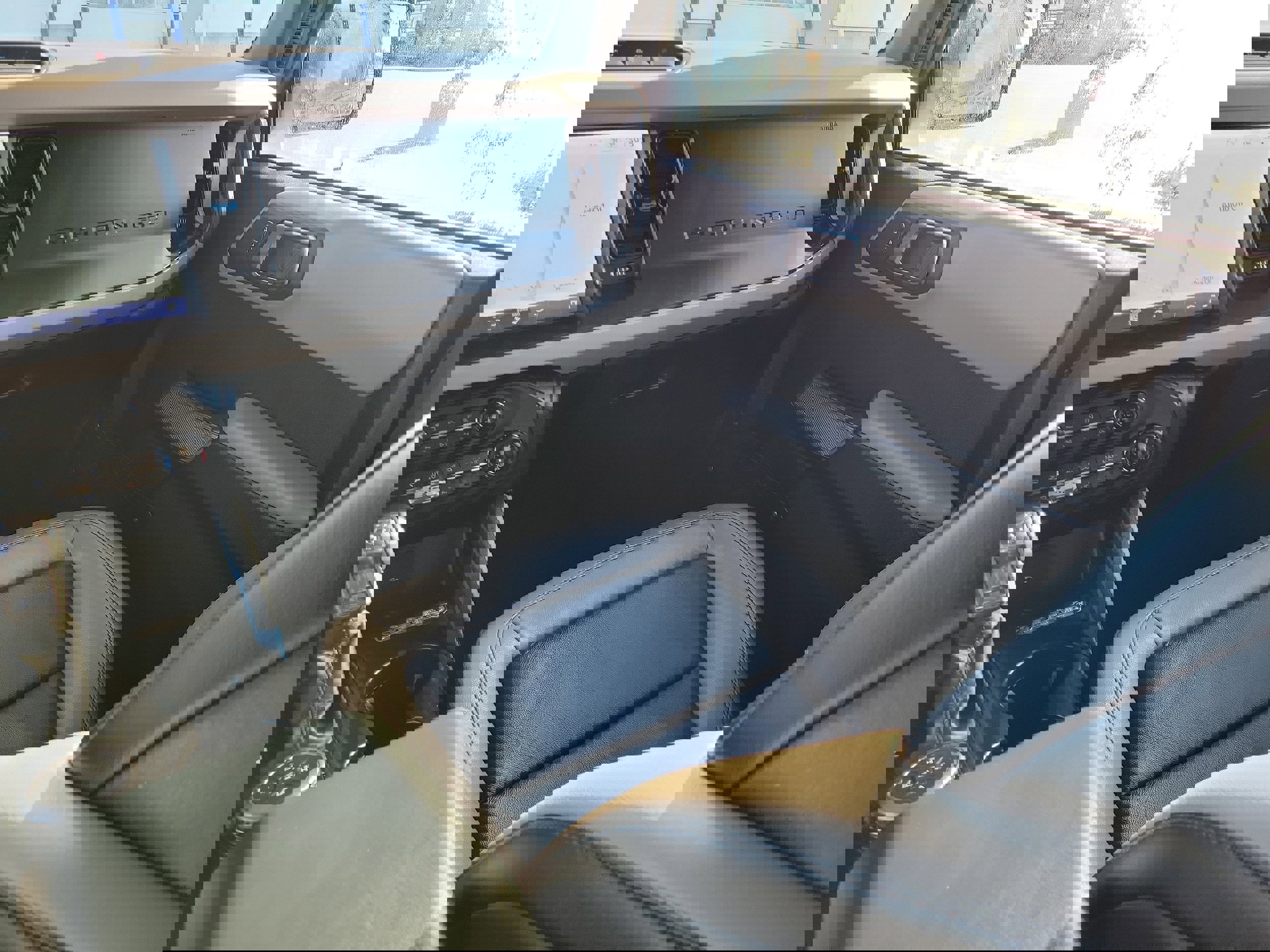 Certified 2022 Ford Bronco Wildtrak image 14