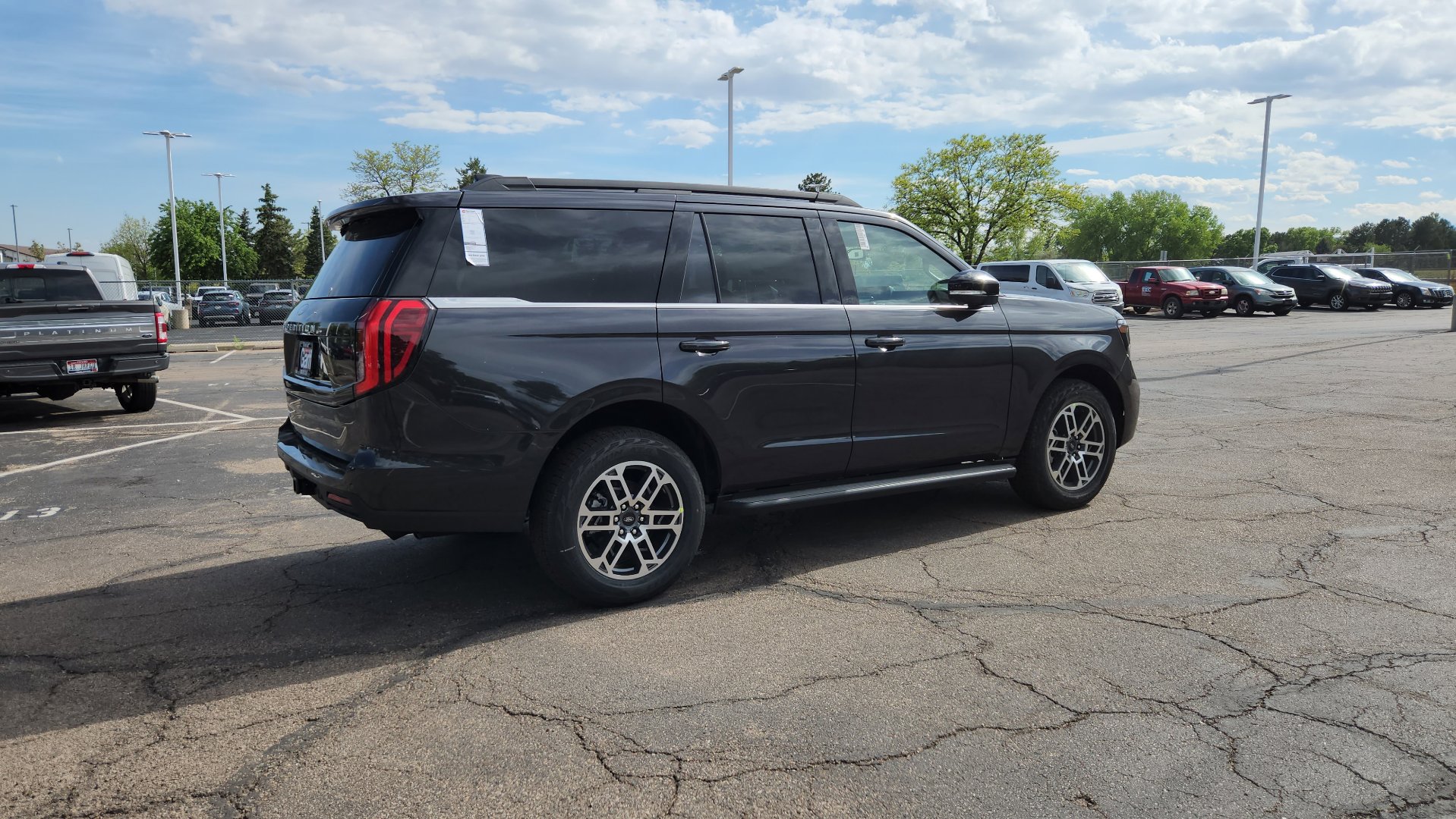 New 2026 Ford Expedition Active AWD/4WD image 14