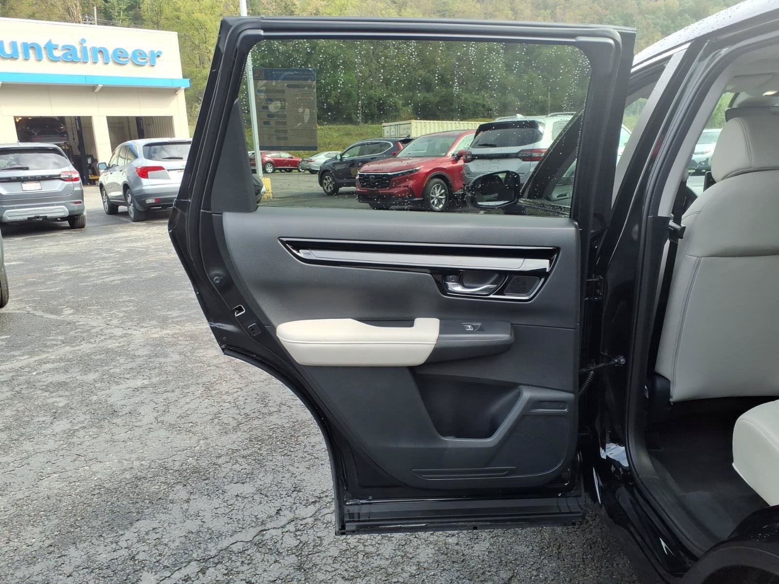 Certified 2026 Honda CR-V EX-L image 15