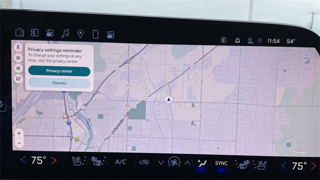 Used 2024 Chevrolet Traverse RS image 18