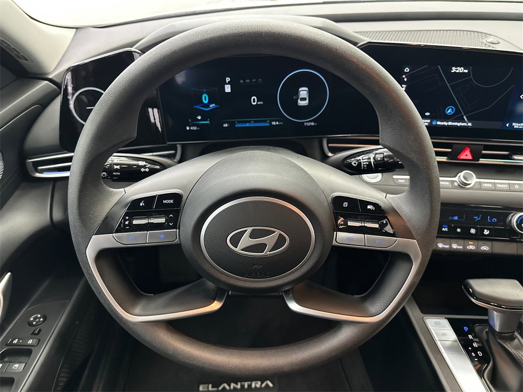 Used 2024 Hyundai Elantra SEL image 22