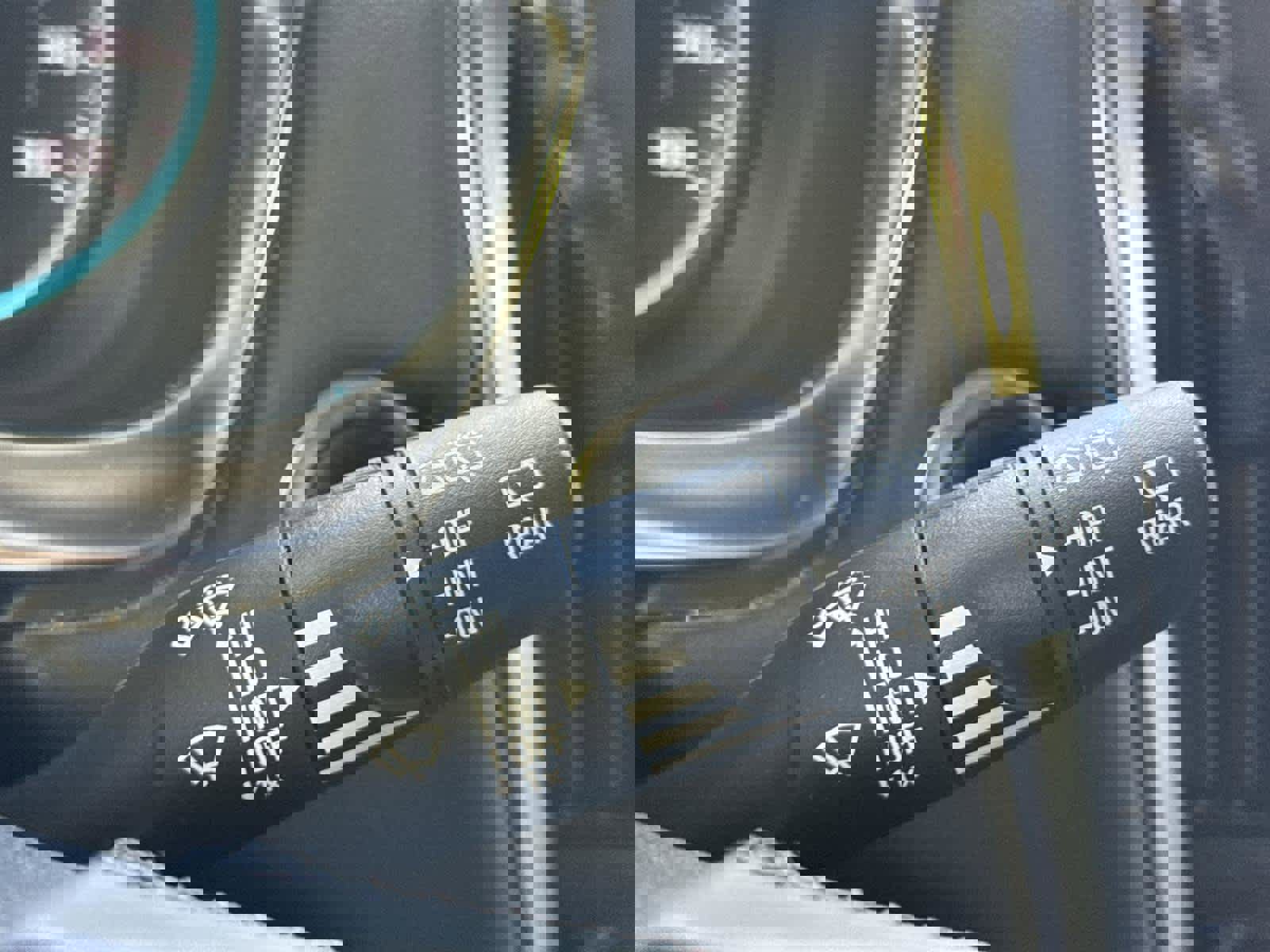 Certified 2023 Chevrolet Traverse LT image 31