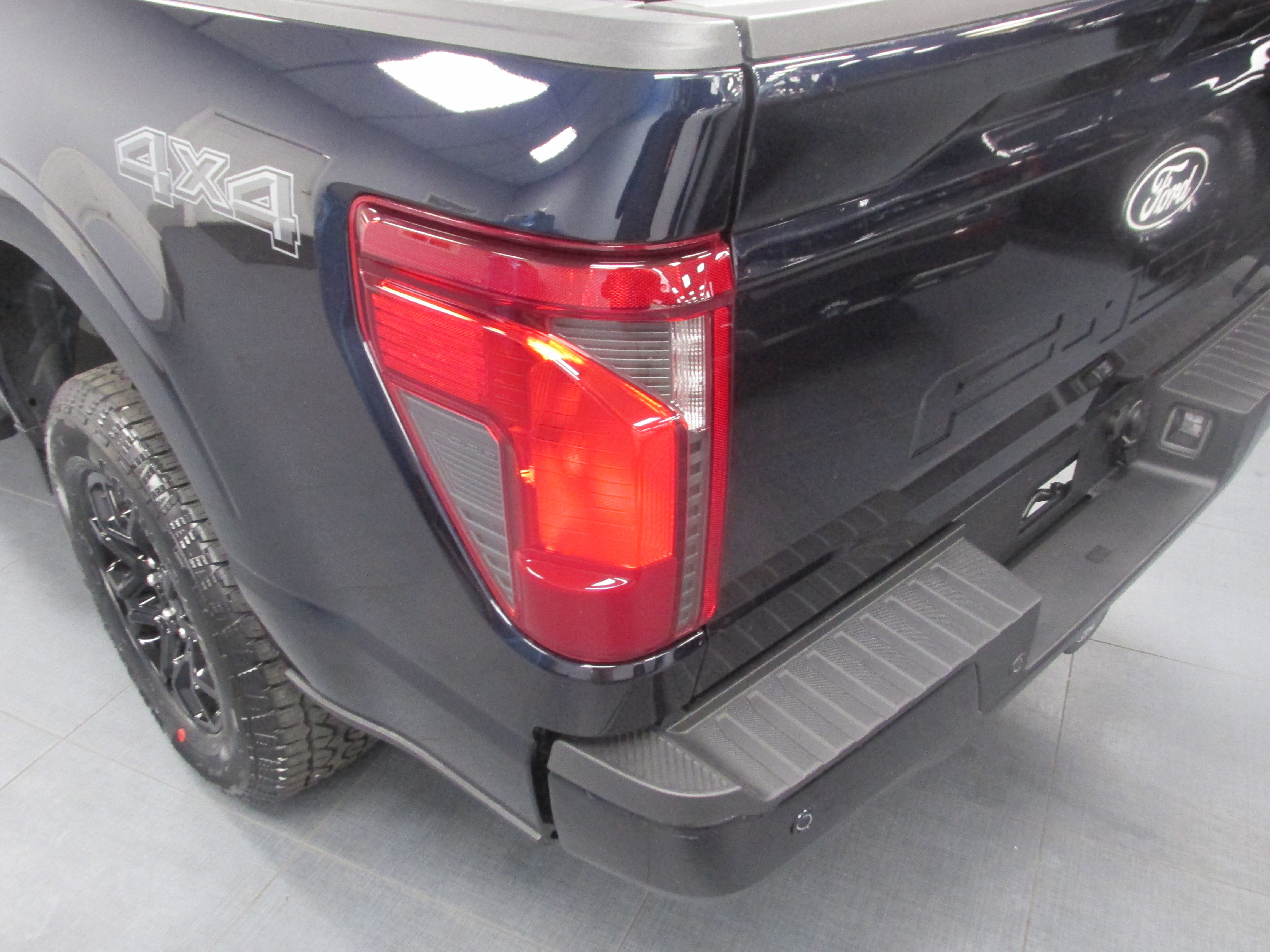 New 2026 Ford F150 XLT w/ Equipment Group 302A MID image 12