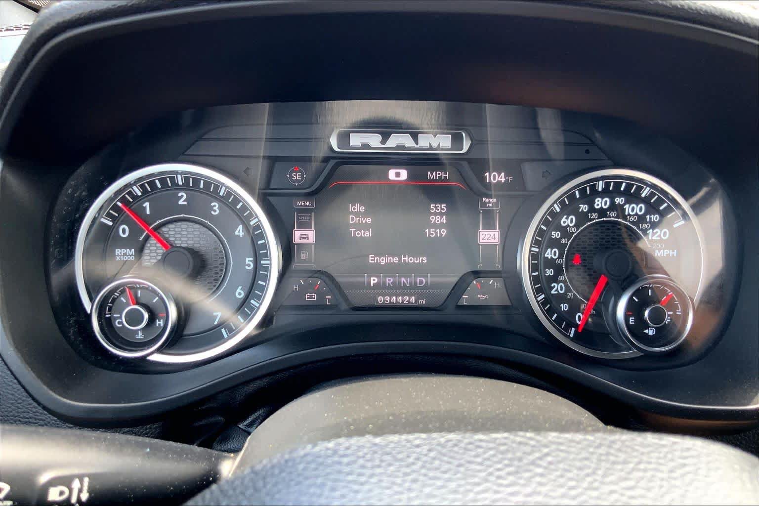 Used 2024 RAM 1500 Laramie AWD/4WD image 26