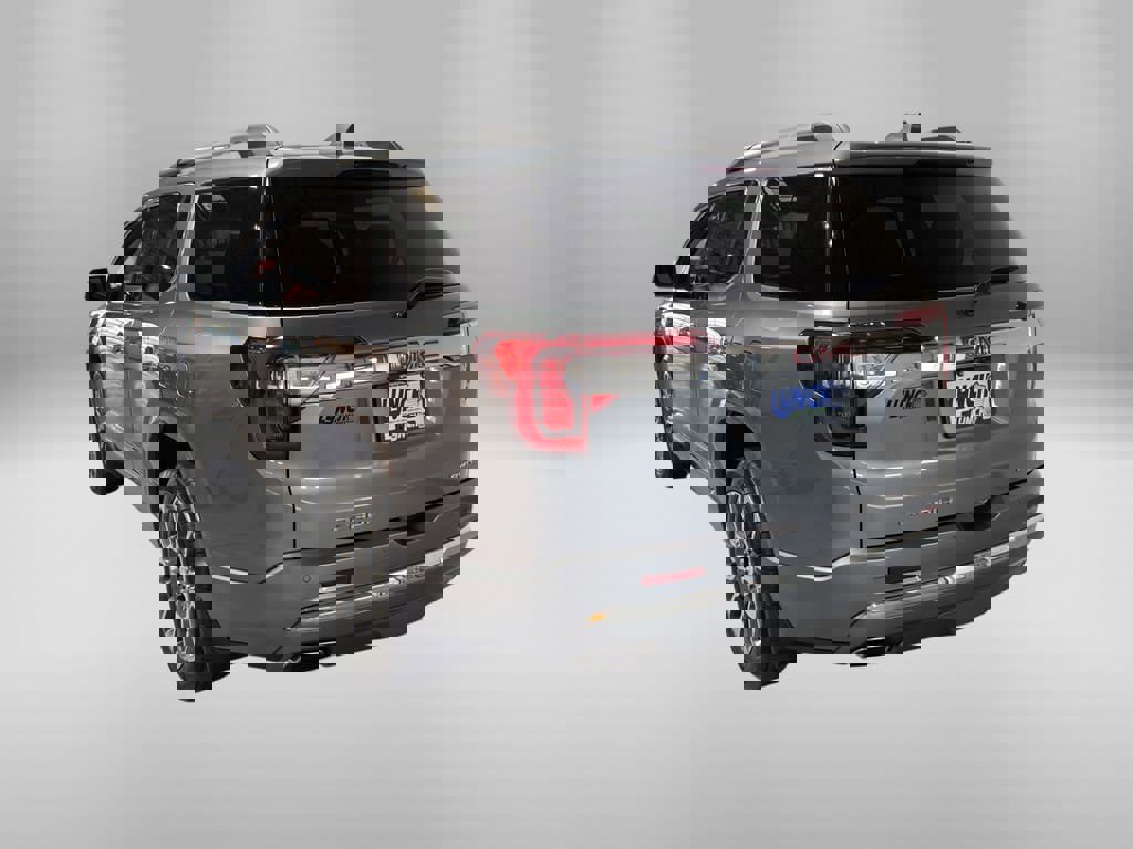 Used 2022 GMC Acadia Denali w/ GMC Pro Grade Package AWD/4WD image 48