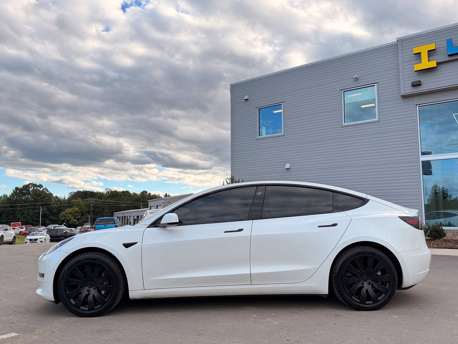Used 2021 Tesla Model 3 Long Range AWD/4WD image 11