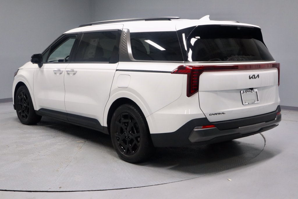 Used 2025 Kia Carnival SX Prestige FWD image 10