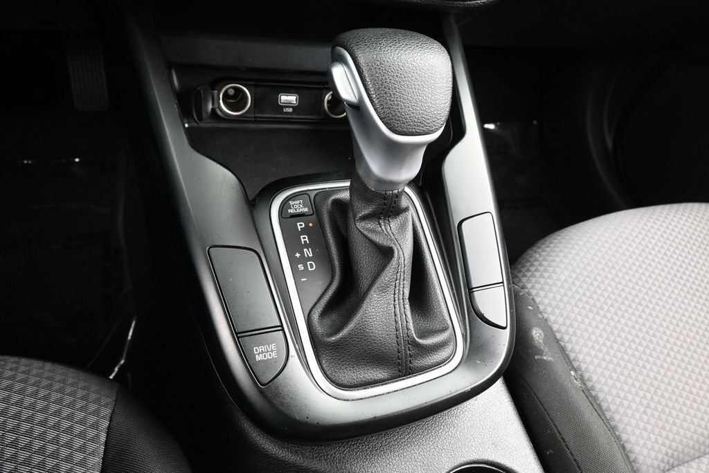 Used 2024 Kia Soul LX w/ Option Group 015 FWD image 24