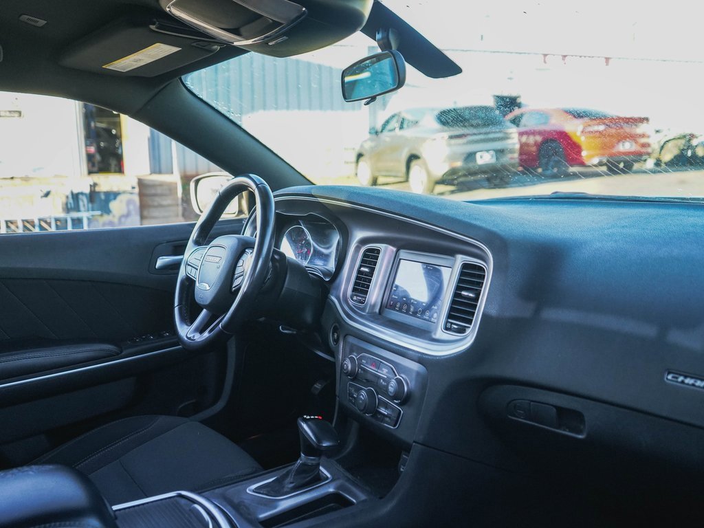 Used 2022 Dodge Charger SXT image 10