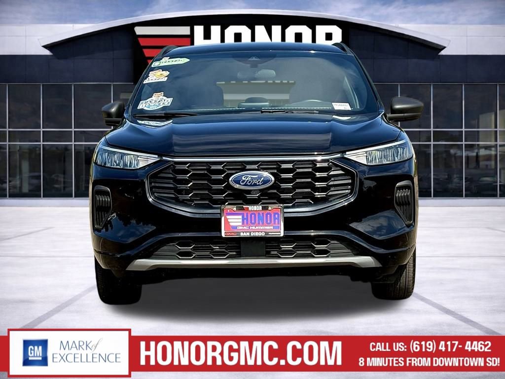 Used 2024 Ford Escape ST-Line image 8
