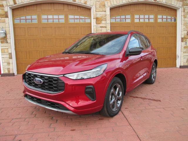 Used 2023 Ford Escape ST-Line w/ Tech Pack #1 image 2