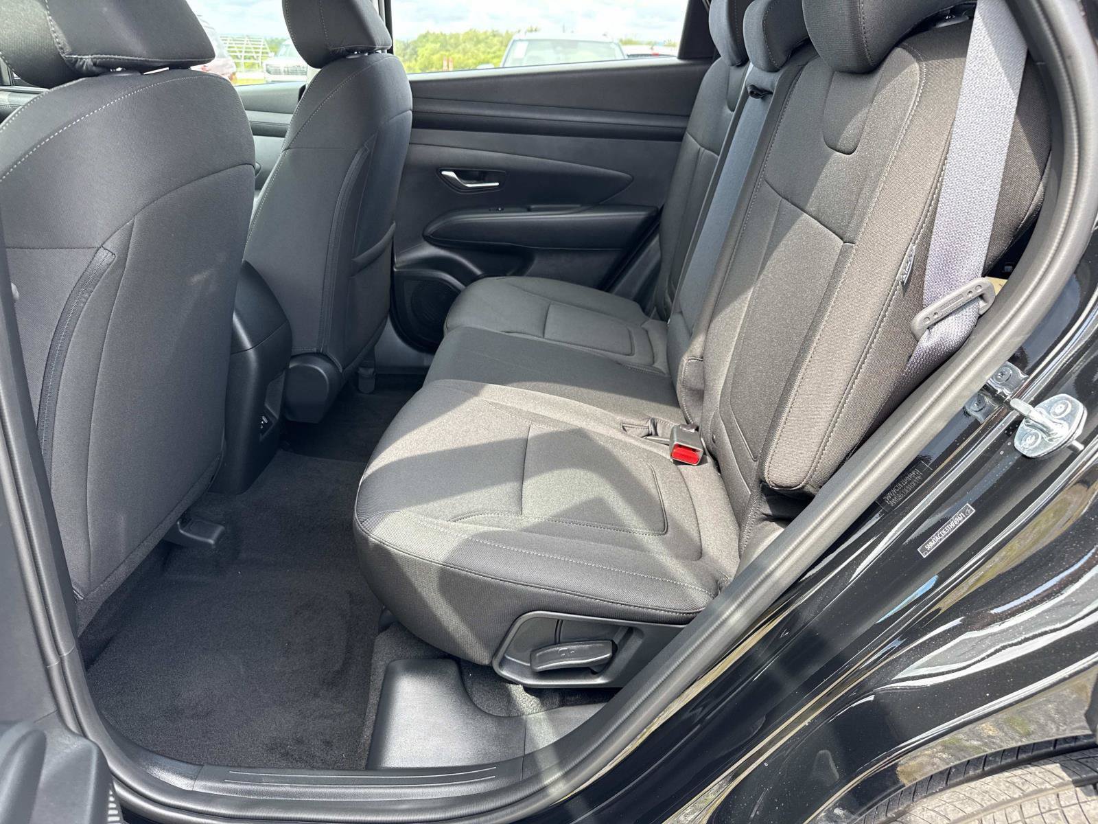 New 2026 Hyundai Tucson SE AWD/4WD image 10