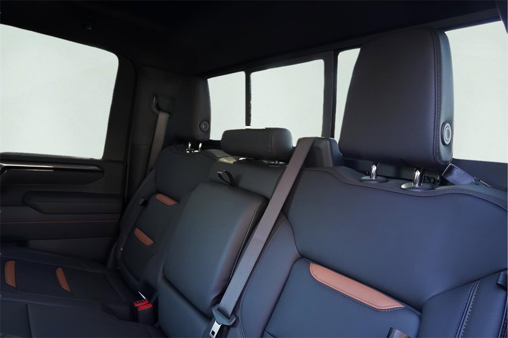 New 2026 GMC Sierra 2500 AT4 w/ AT4 Premium Plus Package image 23