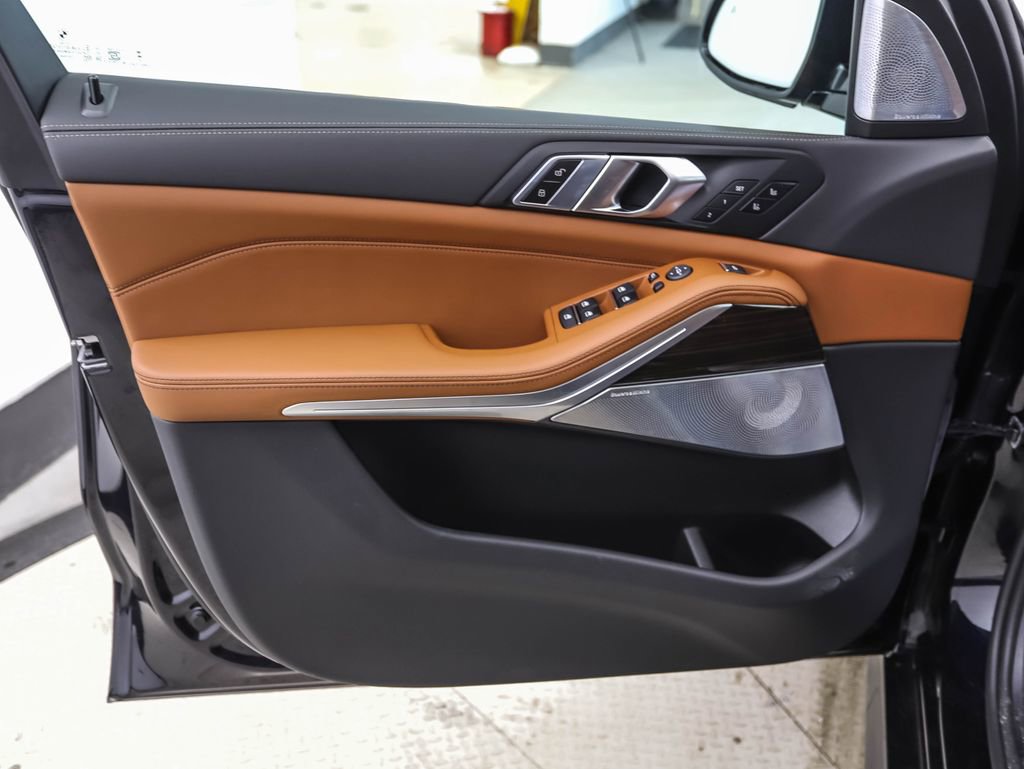 New 2026 BMW X5 M60i image 9