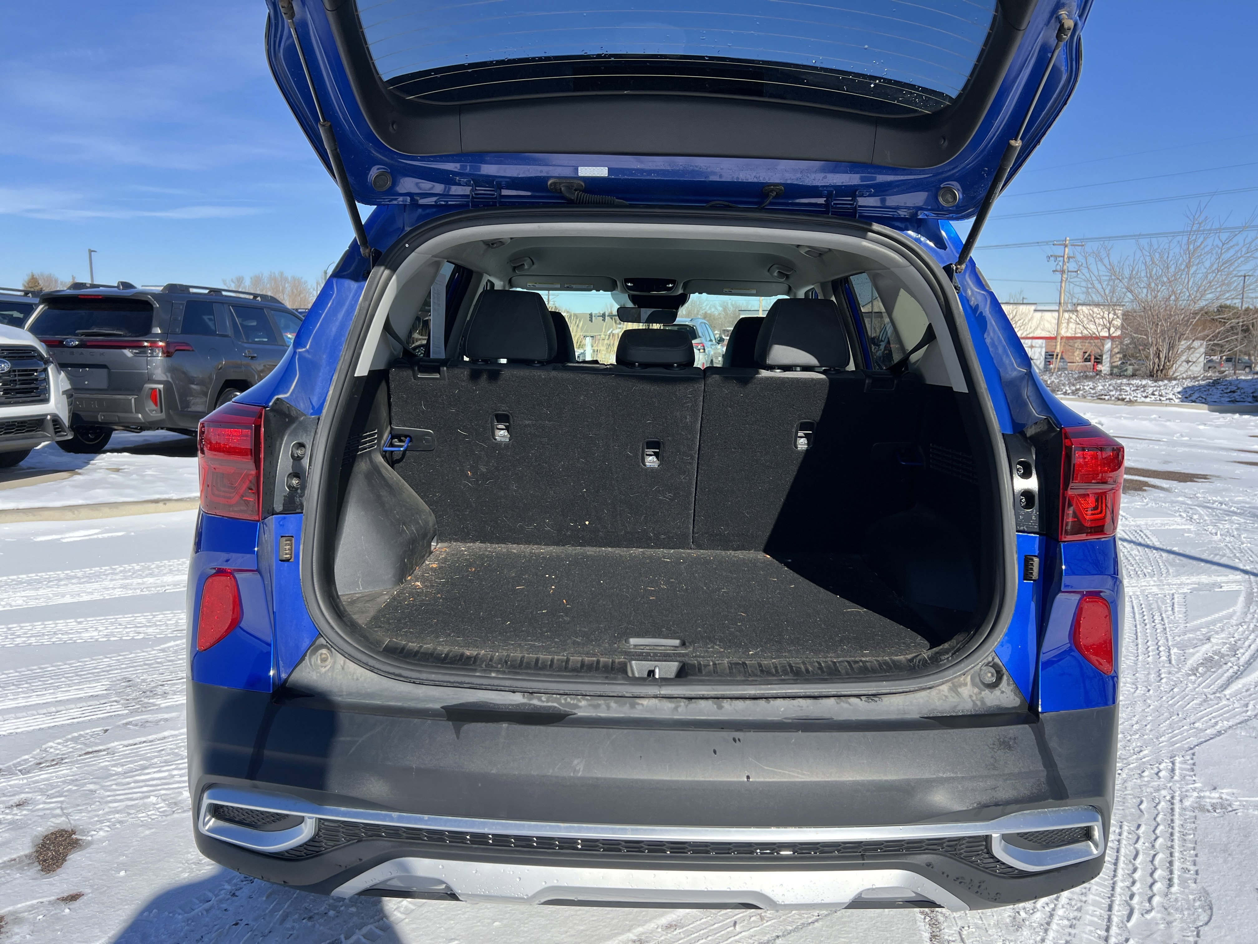 Used 2023 Kia Seltos S image 19